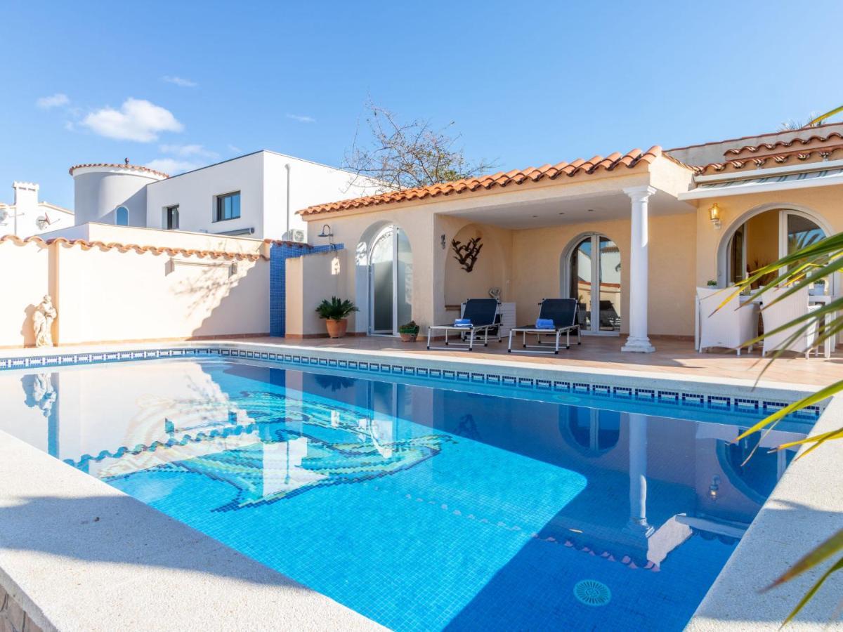Holiday Home Bonica By Interhome Empuriabrava Eksteriør bilde