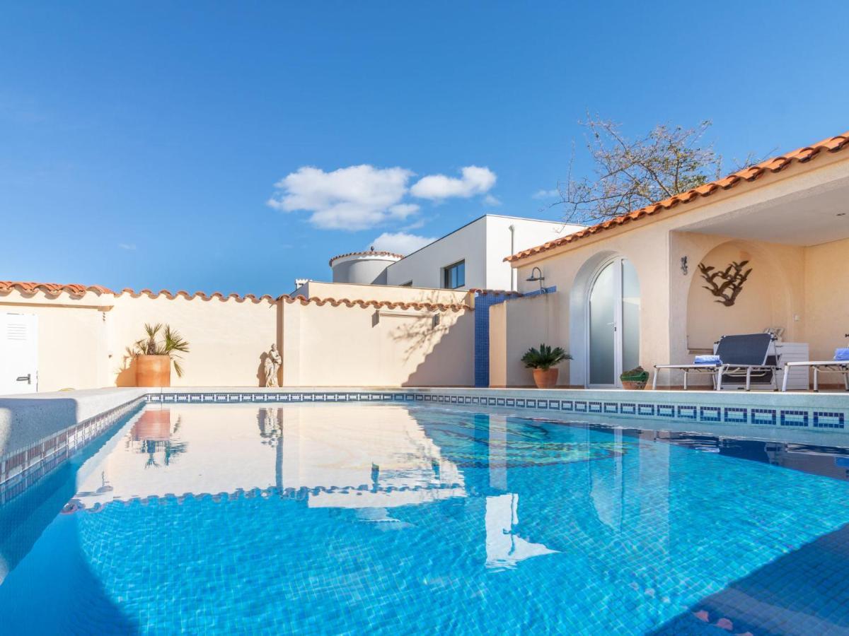 Holiday Home Bonica By Interhome Empuriabrava Eksteriør bilde
